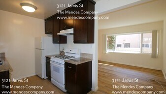 3121 Jarvis St in San Diego, CA - Building Photo