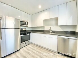 1535 N Kenmore Ave in Los Angeles, CA - Building Photo