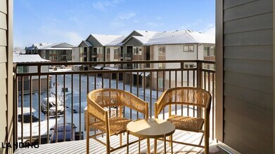 10670 Jake Jabs Blvd, Unit 1309 in Longmont, CO - Foto de edificio - Building Photo