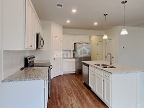 4402 Erabele Dr in Smyrna, TN - Foto de edificio - Building Photo