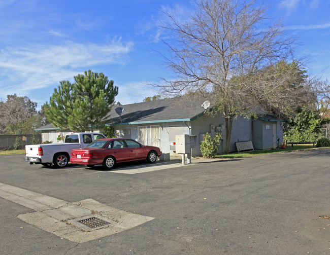 Hidden Cove Apartments in Sacramento, CA - Foto de edificio - Building Photo