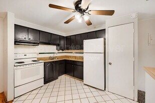 8826 E Florida Ave in Denver, CO - Building Photo