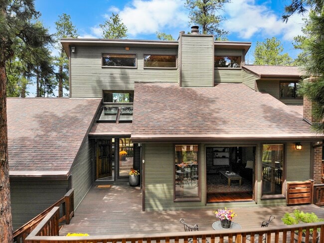 4515 Red Rock Dr in Larkspur, CO - Building Photo - Building Photo