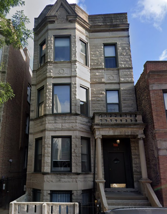 1353 W Taylor St in Chicago, IL - Building Photo