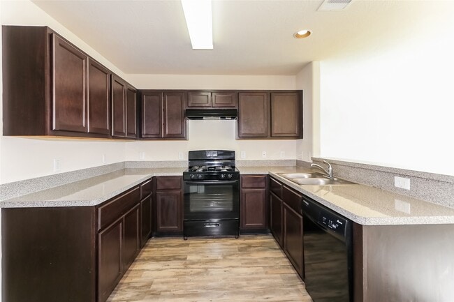 802 Desoto Dr
