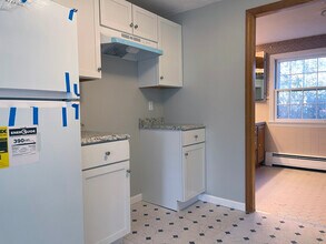 103 Burnham Rd in Greenfield, MA - Building Photo - Building Photo