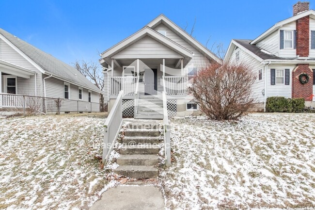 property at 1823 Sundale Ave