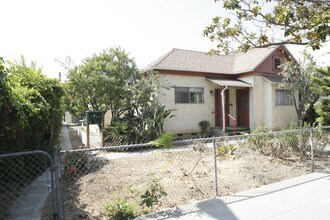 1340 9th St in Santa Monica, CA - Foto de edificio - Building Photo