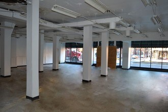 2235 E 71st St in Chicago, IL - Foto de edificio - Building Photo