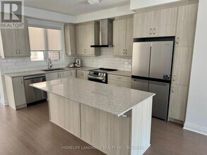 7 Wisla Ave in Markham, ON - Building Photo - Building Photo