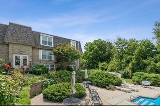1100 E 6th St, Unit 5 in Des Moines, IA - Building Photo - Building Photo