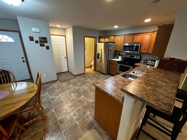 140 War Admiral Lane in North Liberty, IA - Building Photo - Building Photo