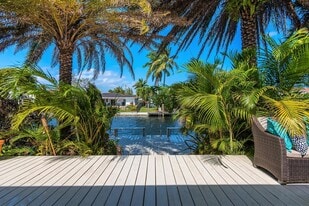 2213 NE 16th St in Fort Lauderdale, FL - Building Photo