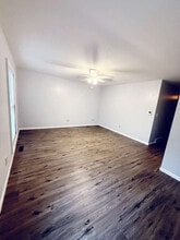 2041 Jethro Ave in Zion, IL - Building Photo - Building Photo