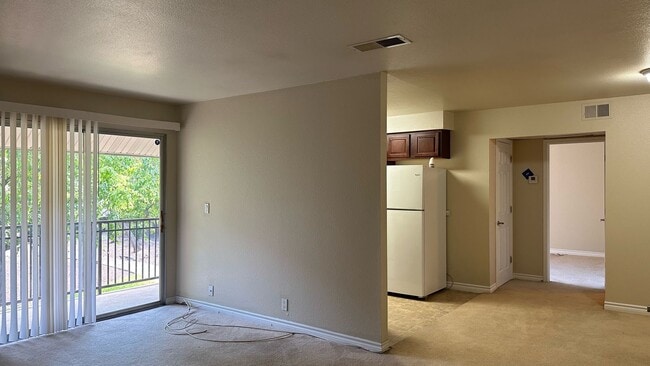 4981 River Glen Dr