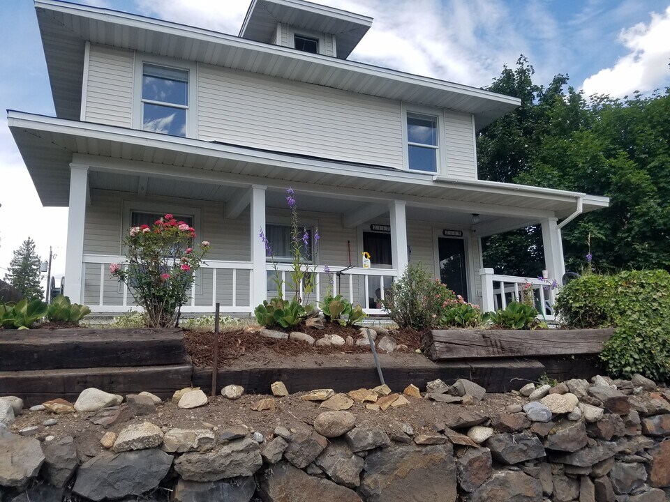 2117 E Providence Ave in Spokane, WA - Building Photo