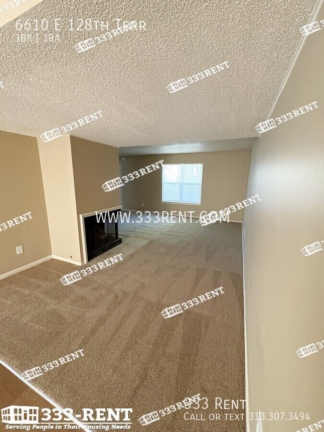 6610 E 128 Terrace in Grandview, MO - Building Photo - Building Photo