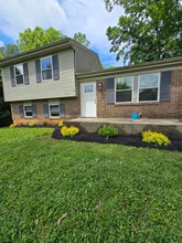 9008 John Paul Ct in Louisville, KY - Building Photo - Building Photo