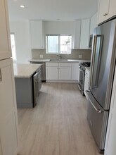 613 Manhattan Beach Blvd, Unit A in Manhattan Beach, CA - Building Photo - Building Photo