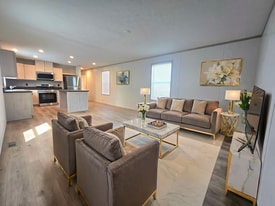 119 Georgia St in Bismarck, ND - Building Photo