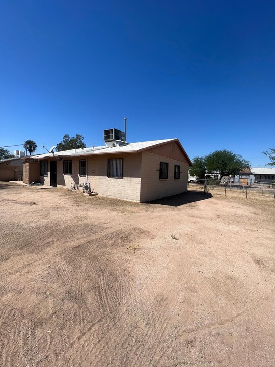 2172 E Irene Vista in Tucson, AZ - Building Photo