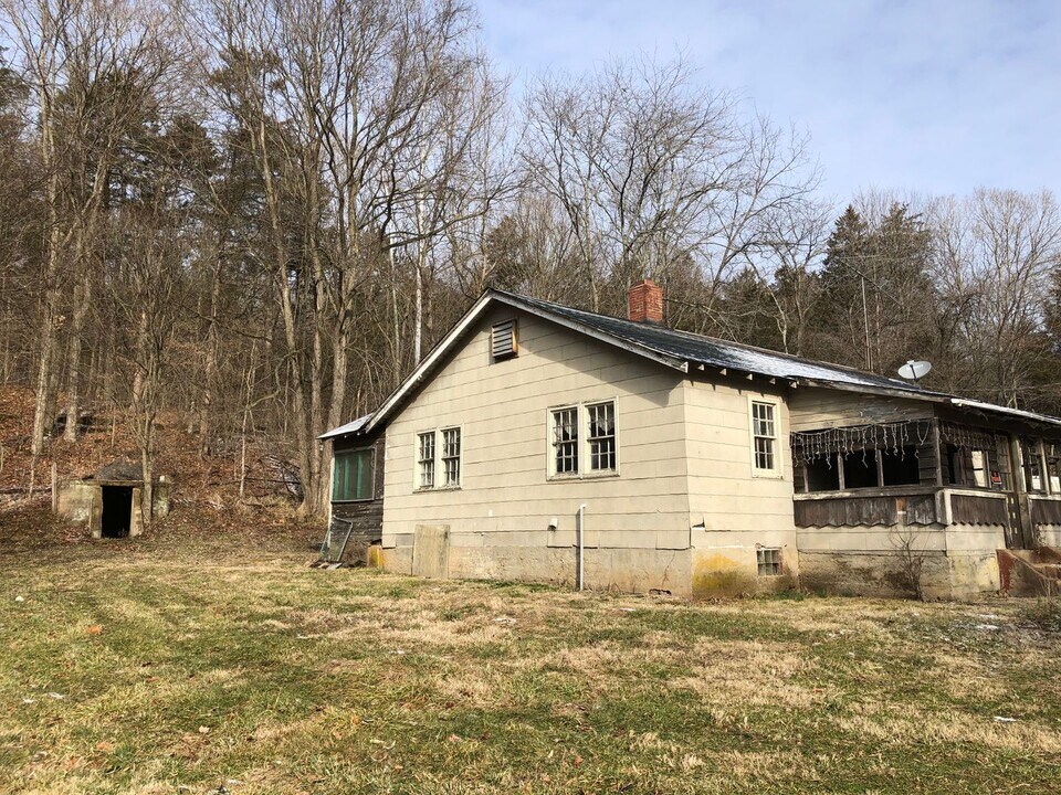 9027 Primrose Rd in Bonne Terre, MO - Building Photo