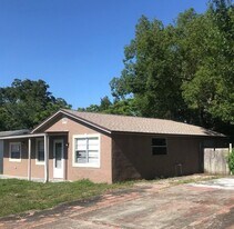 4140 Las Vegas Dr in New Port Richey, FL - Building Photo