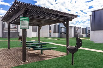 Casa Hills at Wolf Creek in Dallas, TX - Building Photo - Building Photo
