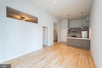 412 S 13th St in Philadelphia, PA - Foto de edificio - Building Photo