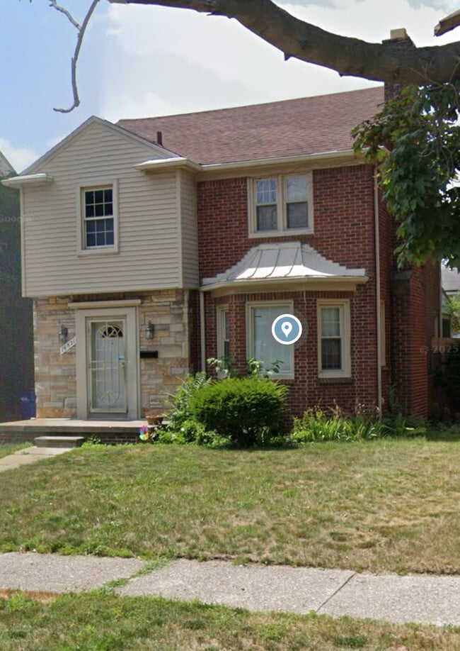 property at 16821 Strathmoor St