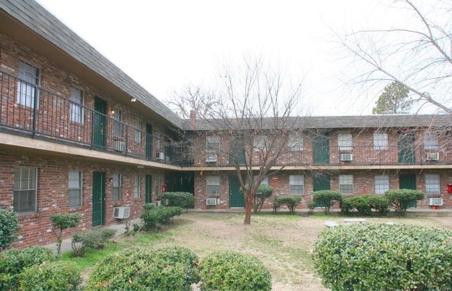 Shir-Mar Apartments in Fort Smith, AR - Foto de edificio - Building Photo