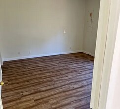 4126 Ginnett Rd in Anacortes, WA - Building Photo - Building Photo