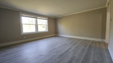 803 Westwood Dr, Unit 1st floor in Clayton, MO - Building Photo - Building Photo