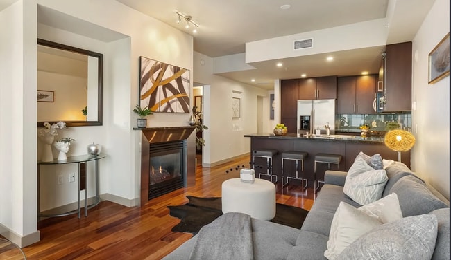 property at 910 Lenora St