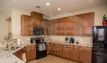 236 Matthews Ln in Kyle, TX - Building Photo - Building Photo