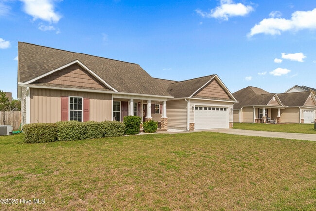 205 Long Neck Dr in Richlands, NC - Building Photo - Building Photo
