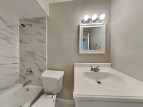 6204 Frost Dr in Tampa, FL - Building Photo - Building Photo