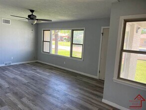 1637 NW 26th St in Lawton, OK - Building Photo - Building Photo