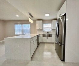 18 Andover A in West Palm Beach, FL - Building Photo - Building Photo