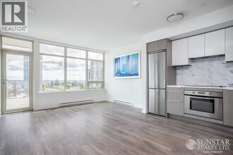 6461 Telford Ave in Burnaby, BC - Building Photo - Building Photo