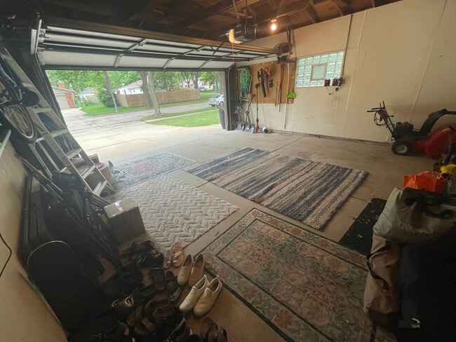 property at 6016 S 19th St