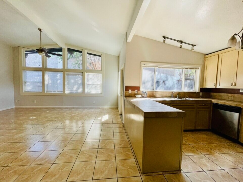 4733 Merwin St in Houston, TX - Building Photo