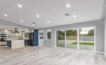 7611 Laredo St in Las Vegas, NV - Building Photo - Building Photo