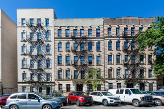 516-518 W 175th St in New York, NY - Building Photo - Building Photo