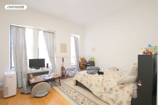 856 W End Ave in New York, NY - Building Photo - Building Photo