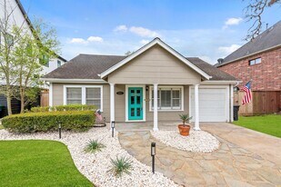 1011 W 41st St in Houston, TX - Building Photo