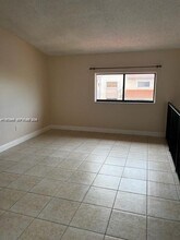 7735 W 29th Way in Hialeah, FL - Building Photo - Building Photo