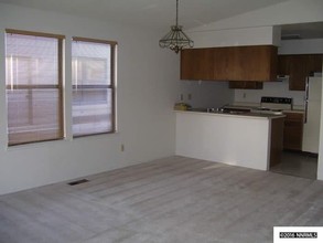 300 W D St in Fallon, NV - Building Photo - Building Photo