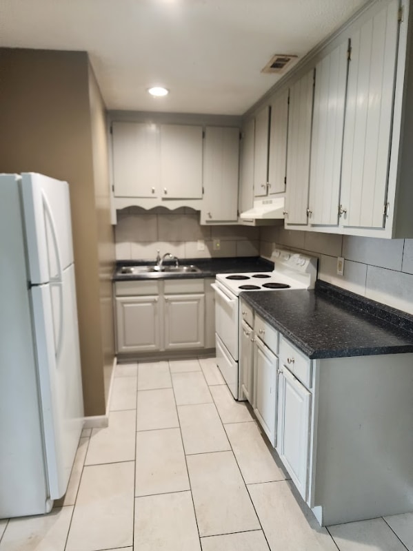 property at 5766 Aftonshire Dr