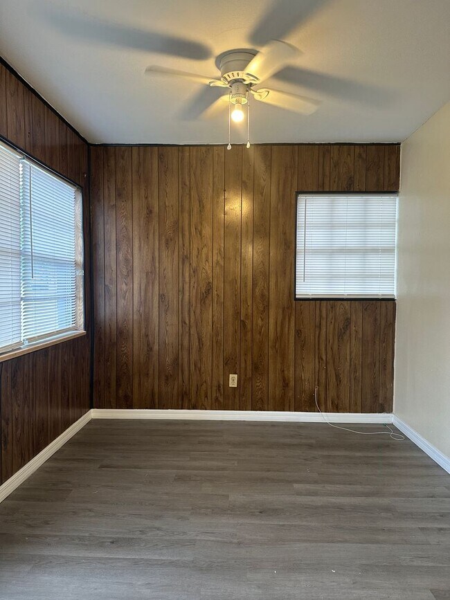 3408 E Lambright St in Tampa, FL - Building Photo - Building Photo